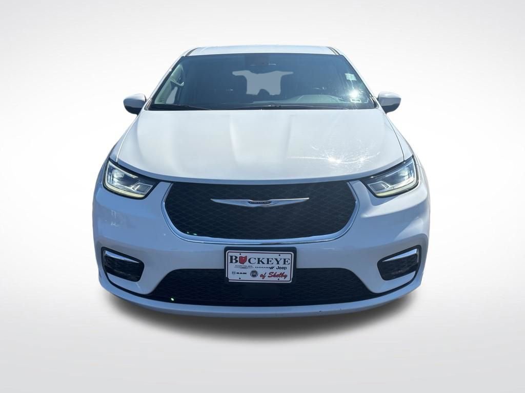 Used 2023 Chrysler Pacifica Touring-L FWD image 8