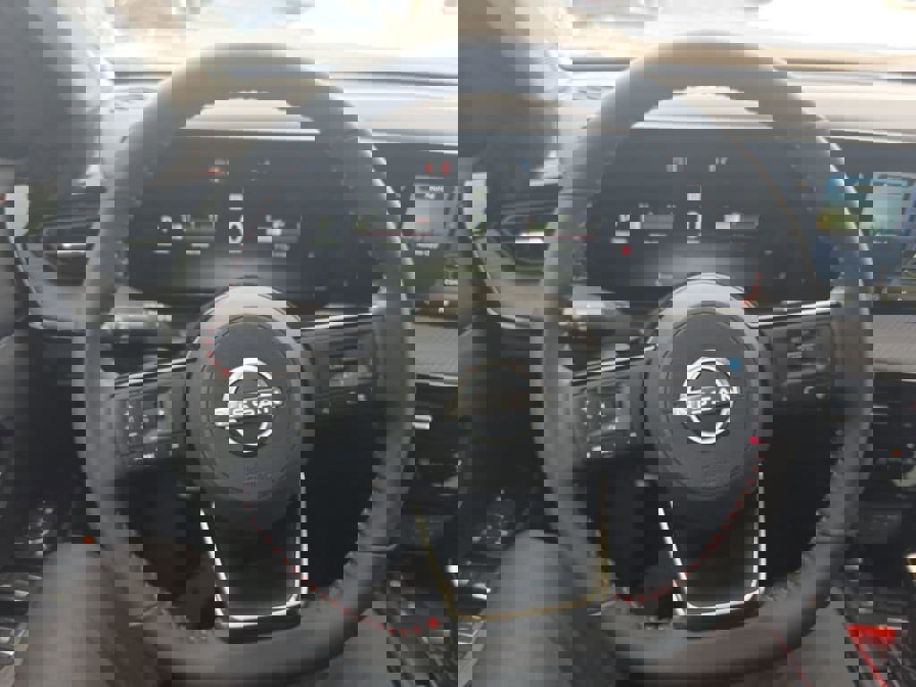 New 2026 Nissan Kicks SR w/ Cold Weather Package image 19