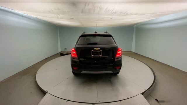 Used 2019 Chevrolet Trax LT w/ LT Convenience Package FWD image 5