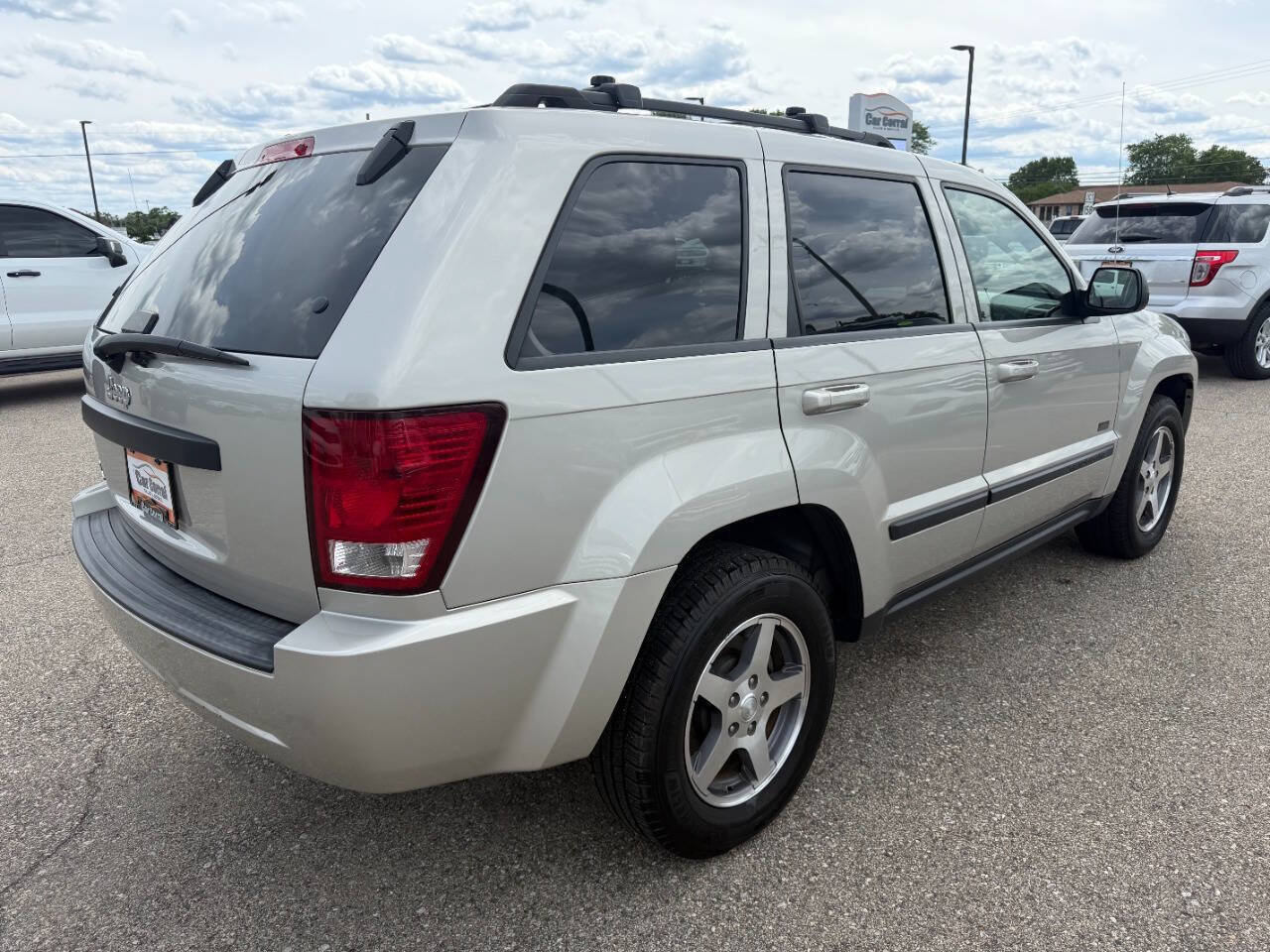 Used 2007 Jeep Grand Cherokee Laredo AWD/4WD image 5