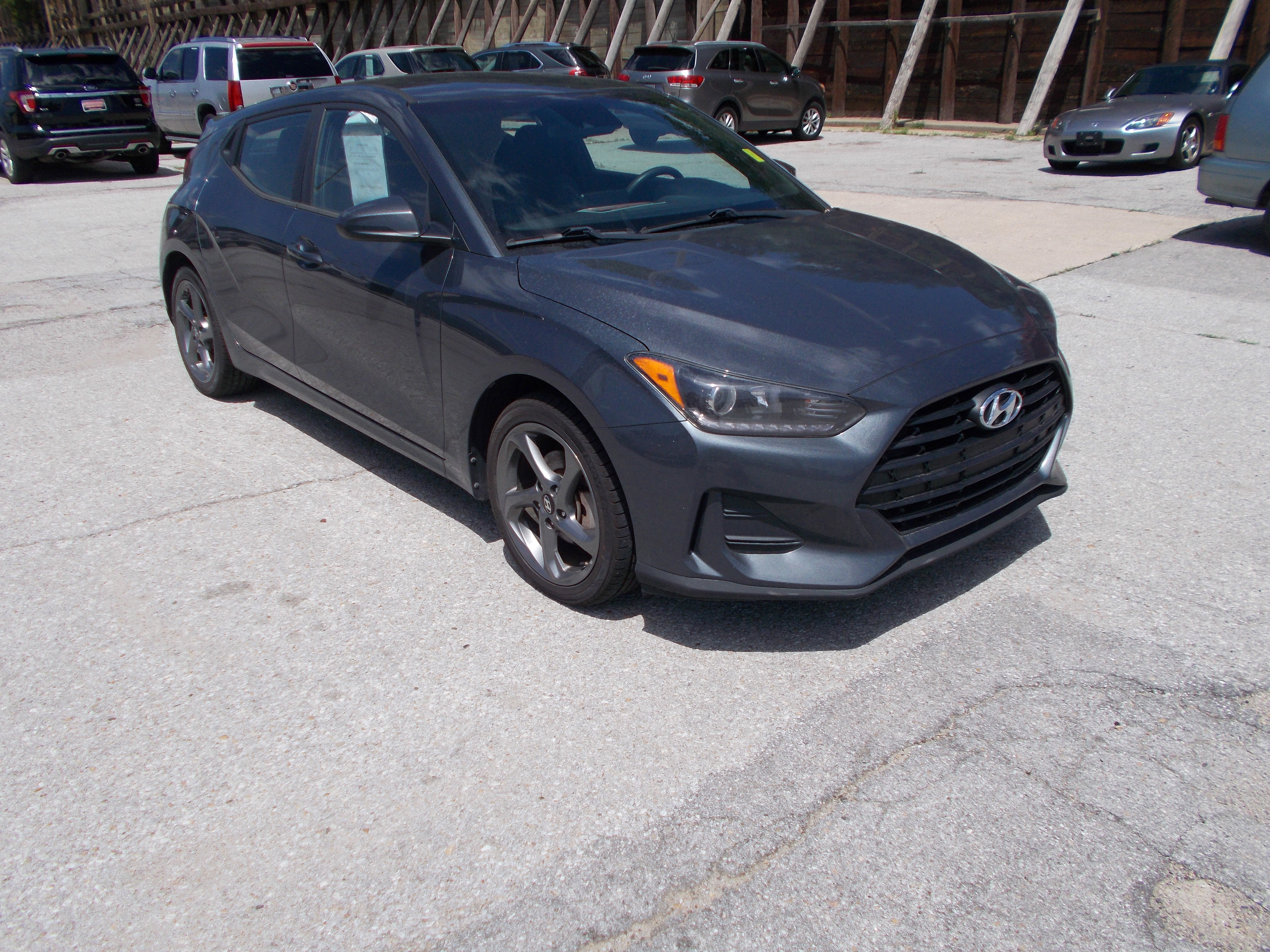 Used 2019 Hyundai Veloster 2.0 image 4
