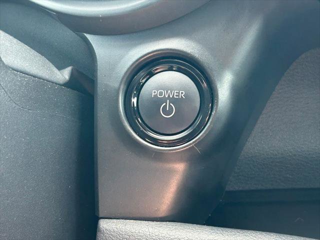 Certified 2025 Toyota Sienna XSE image 31