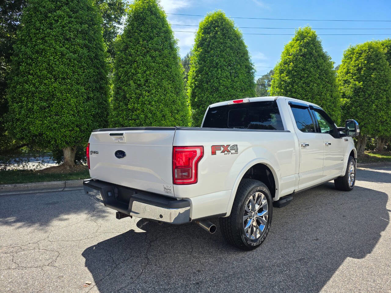 Used 2016 Ford F150 Lariat w/ Equipment Group 502A Luxury AWD/4WD image 5