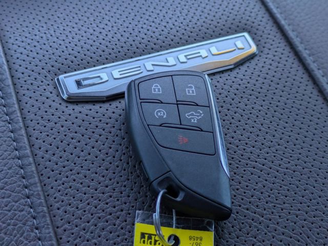 Used 2026 GMC Sierra 2500 Denali w/ Technology Package image 34