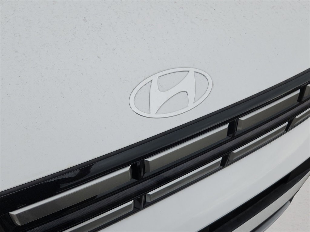 New 2026 Hyundai Santa Fe SE image 9