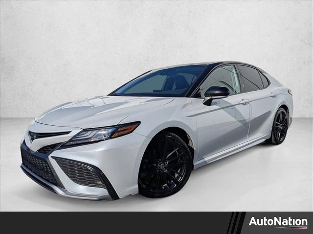 Used 2021 Toyota Camry XSE image 1