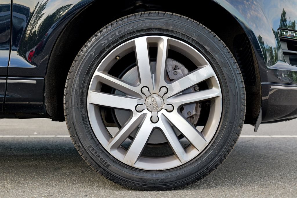 Used 2015 Audi Q7 3.0T Premium Plus AWD/4WD image 12