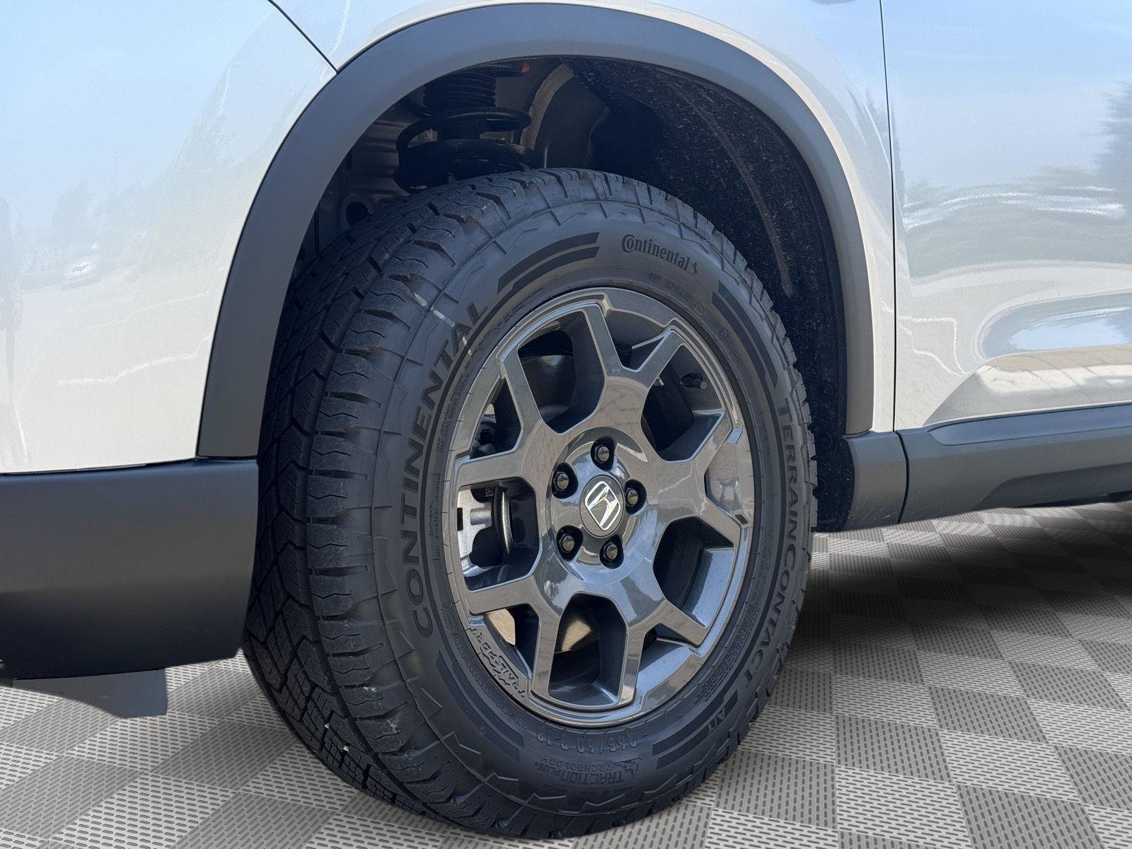 Used 2026 Honda Pilot TrailSport image 8