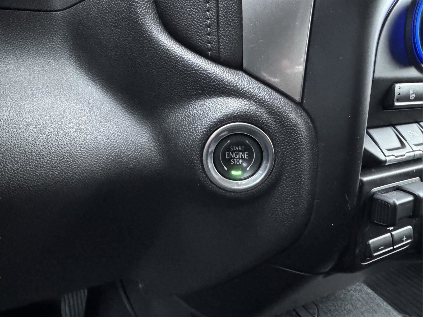 Used 2020 Chevrolet Silverado 1500 LT w/ All-Star Edition image 21