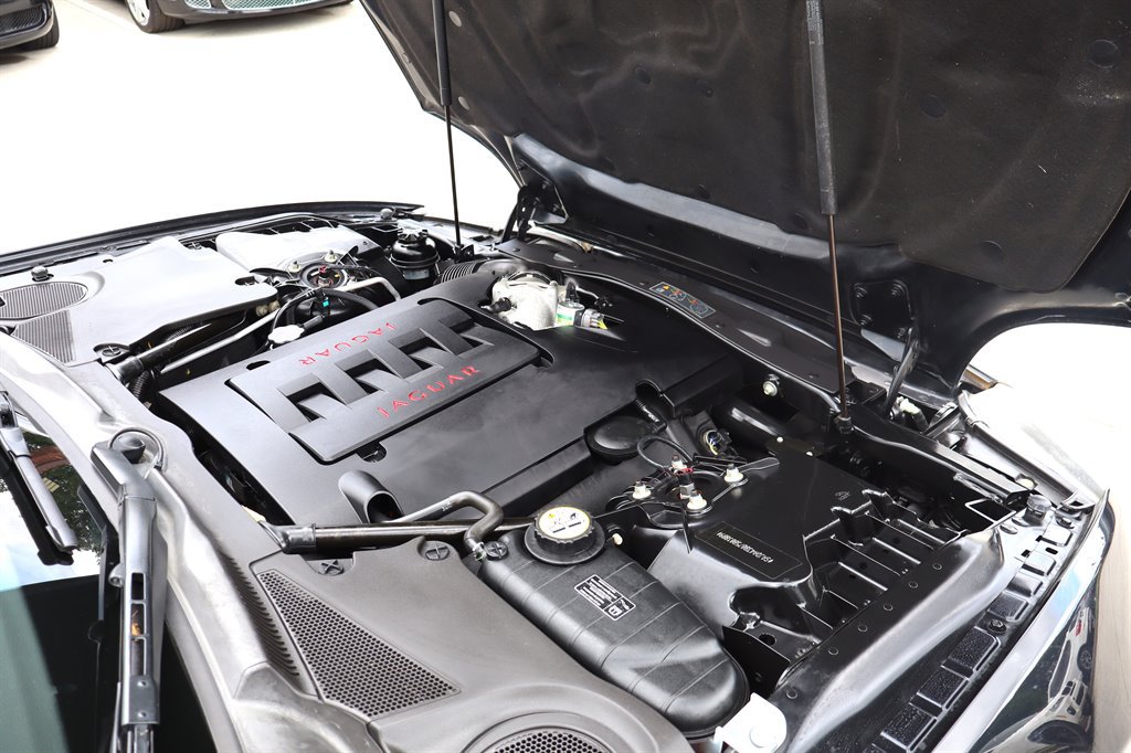 Used 2007 Jaguar XK Coupe RWD image 40