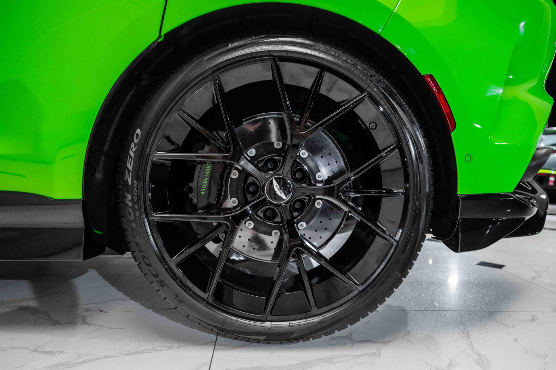 Used 2024 Aston Martin DBX 707 image 45