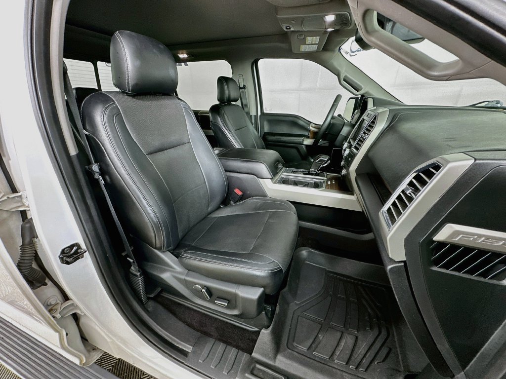 Used 2015 Ford F150 Lariat w/ Equipment Group 502A Luxury RWD image 33