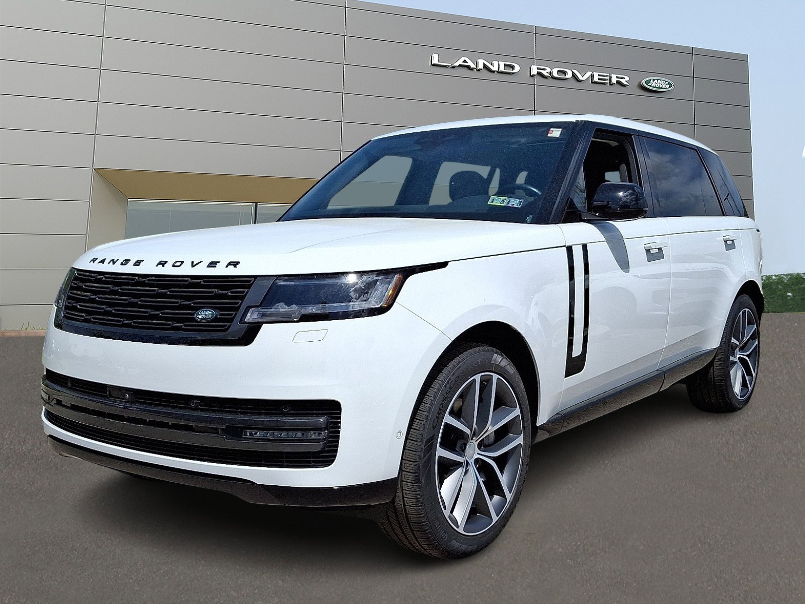 Certified 2024 Land Rover Range Rover Long Wheelbase SE image 1