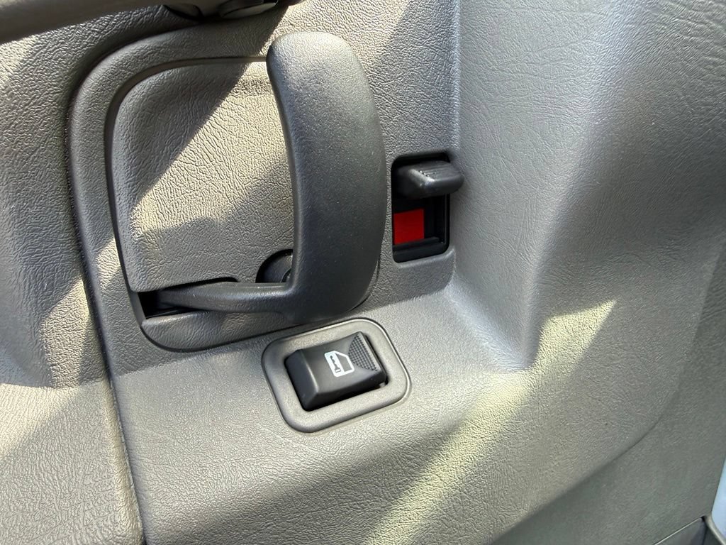 Used 2025 Chevrolet Express 2500 w/ Driver Convenience Package RWD image 10