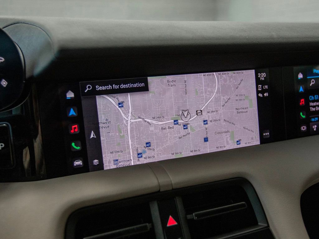 Used 2022 Porsche Taycan 4S image 23