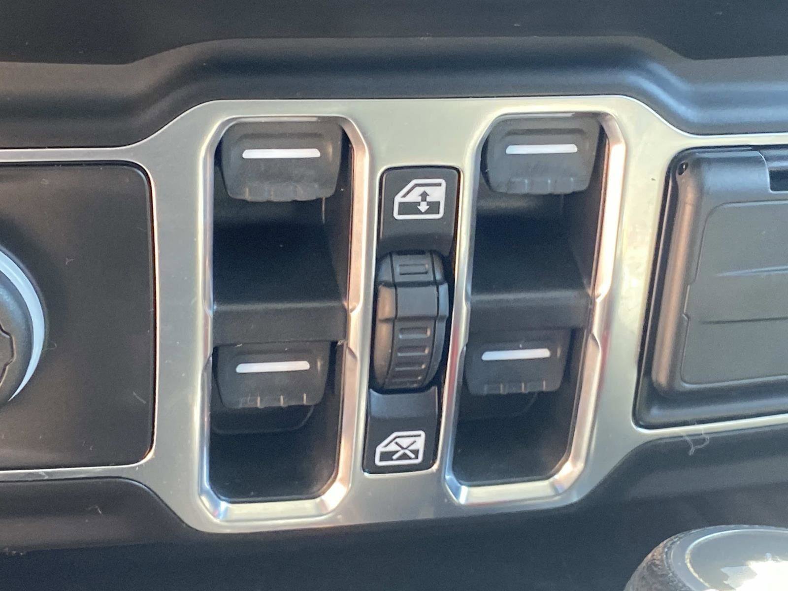 Certified 2021 Jeep Wrangler Unlimited Sport image 31