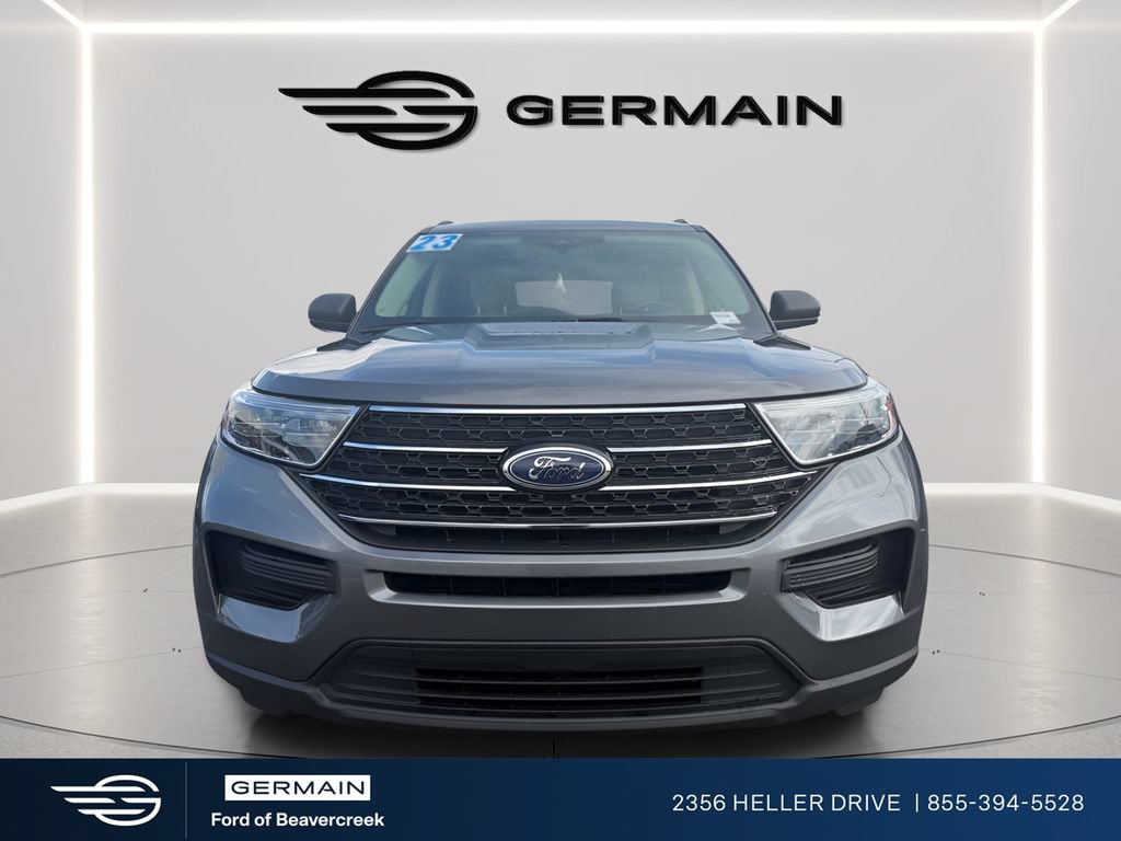Used 2023 Ford Explorer XLT RWD image 3