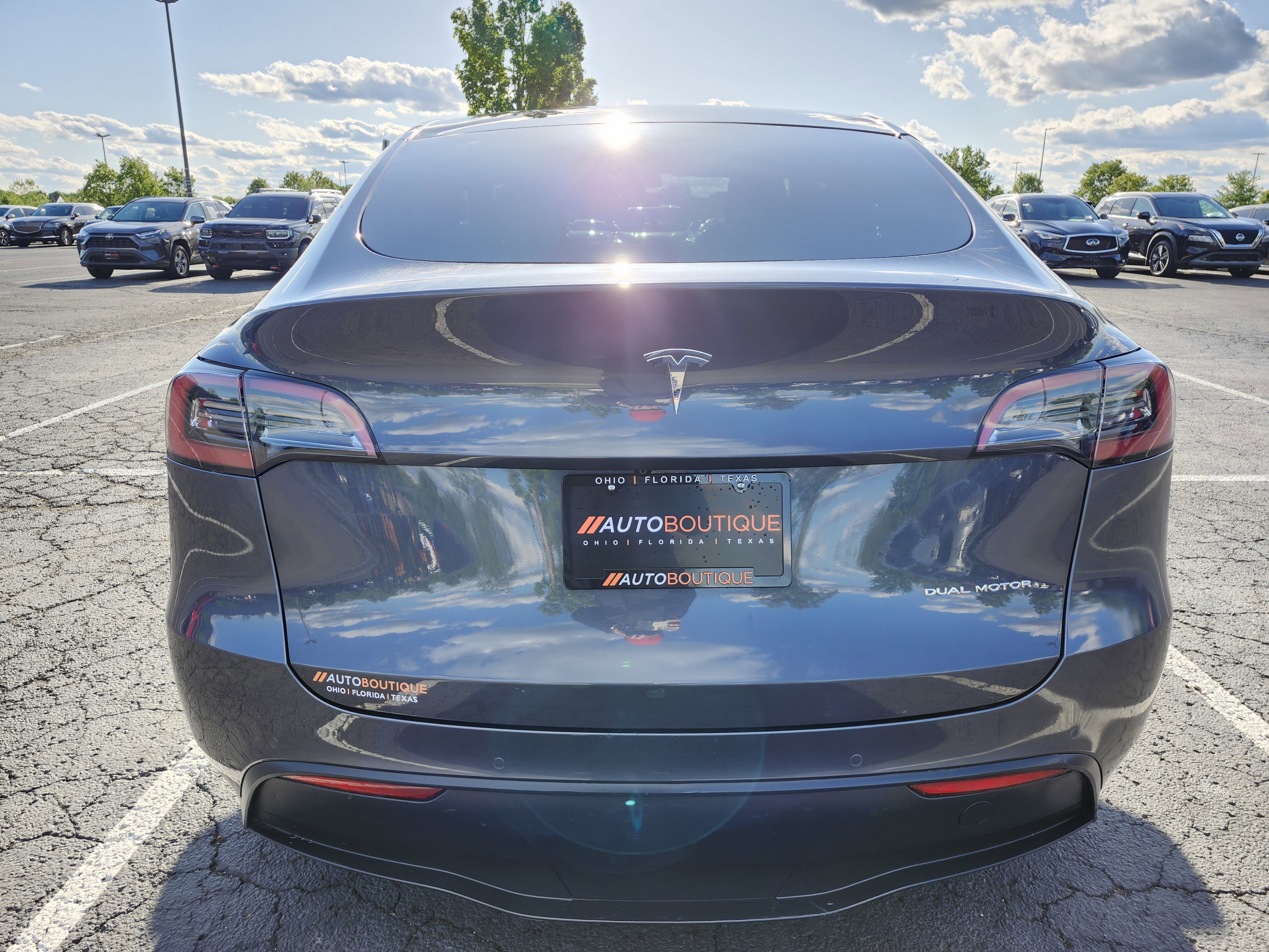 Used 2021 Tesla Model Y Long Range AWD/4WD image 14