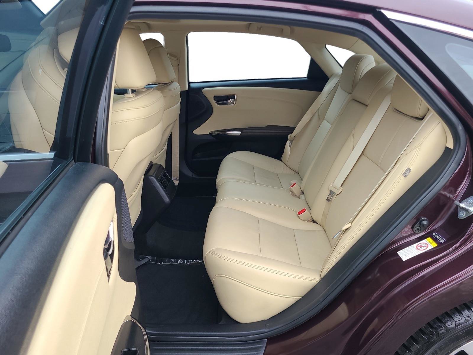 Used 2018 Toyota Avalon XLE Premium FWD image 20