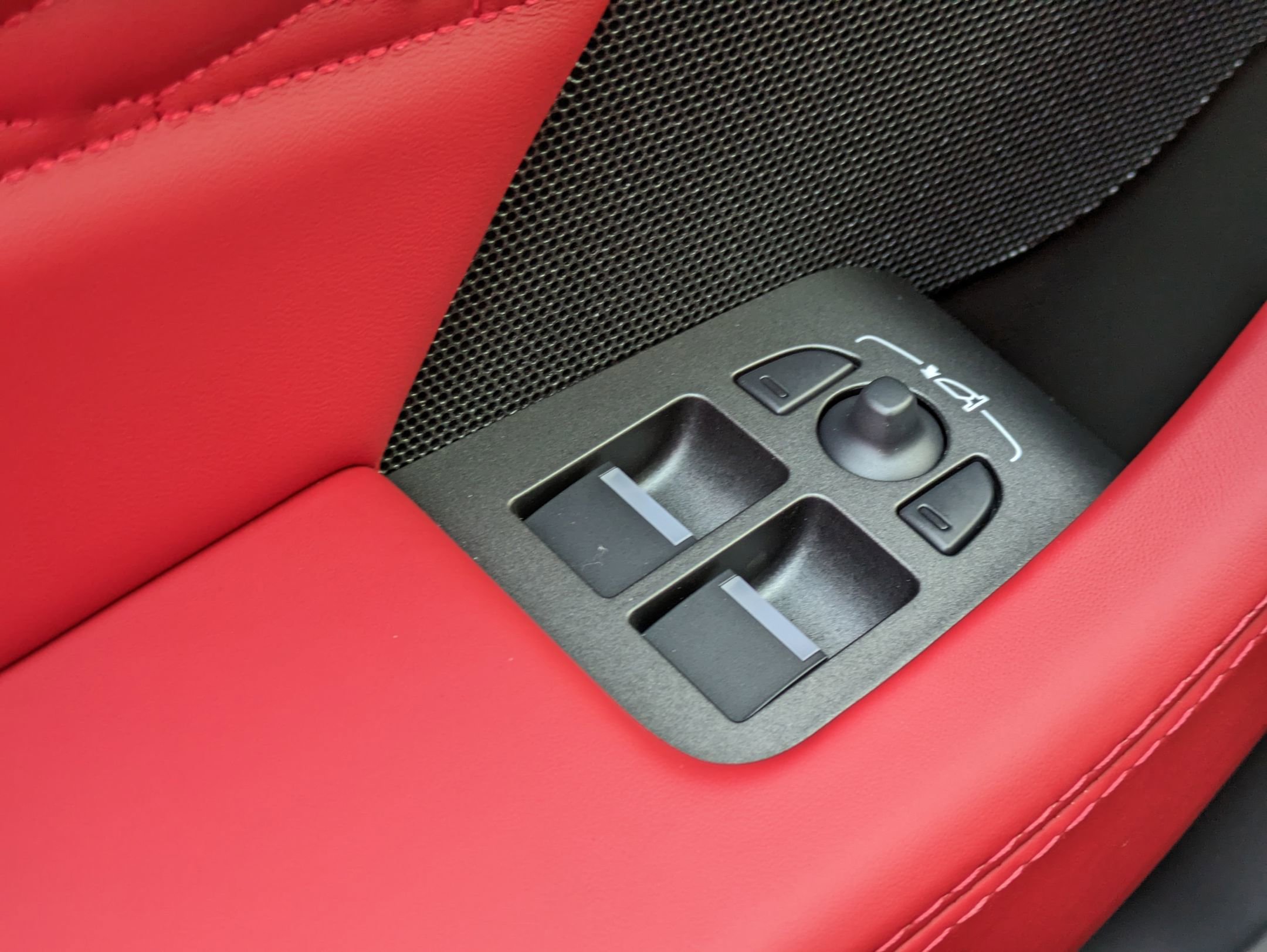 New 2024 Jaguar F-TYPE Coupe AWD image 21