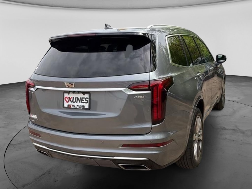 Used 2022 Cadillac XT6 Premium Luxury AWD/4WD image 9
