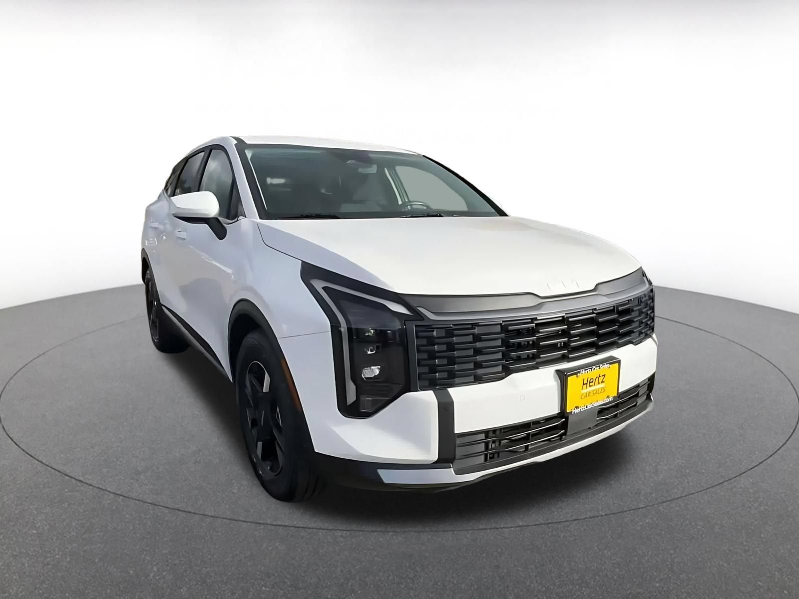 Used 2026 Kia Sportage LX FWD image 3