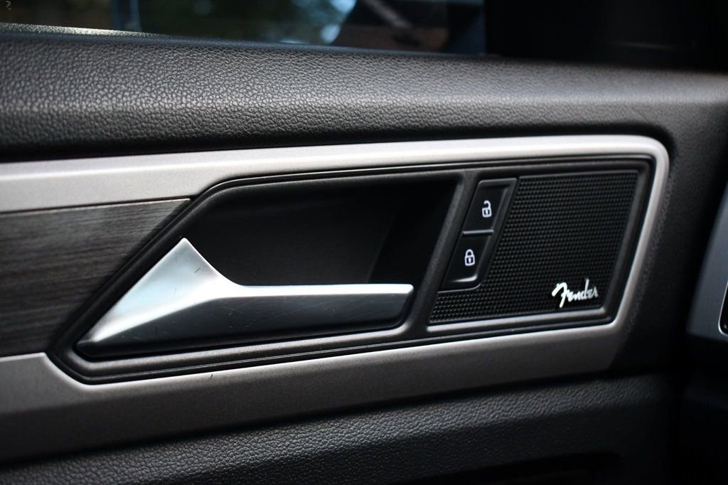 Used 2021 Volkswagen Atlas SEL Premium image 18