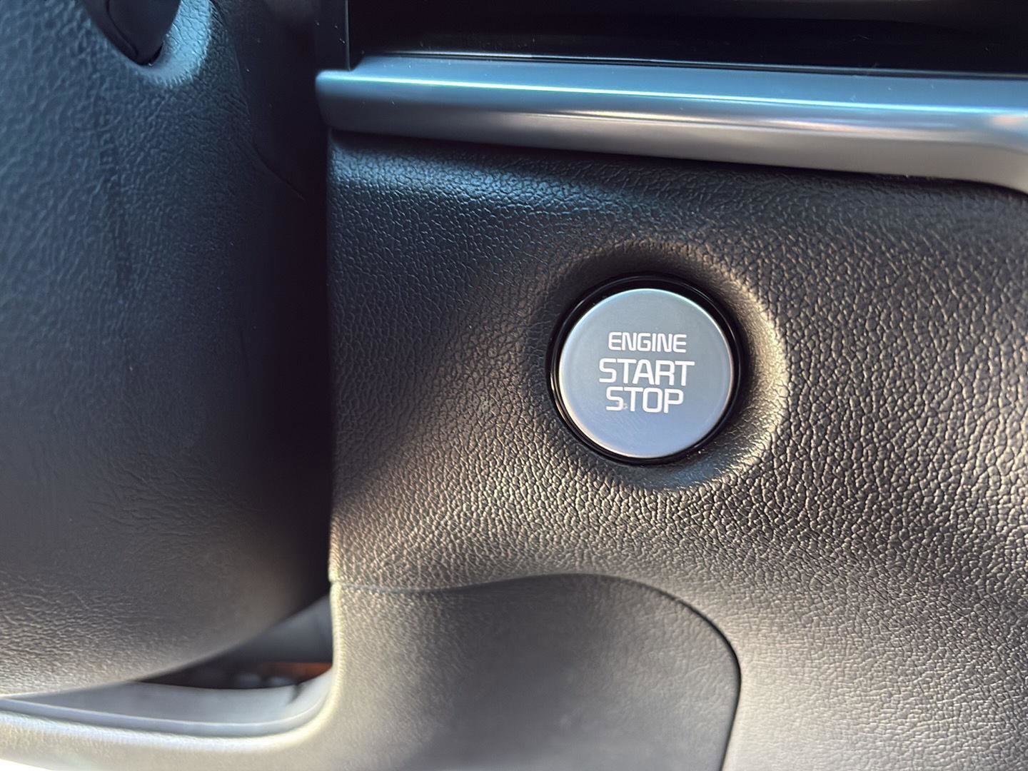 Used 2025 Kia Sorento SX Prestige image 11