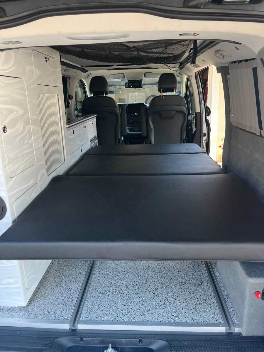 Used 2018 Mercedes-Benz Metris image 11