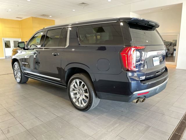 Used 2024 GMC Yukon XL Denali w/ Advanced Technology Package image 3