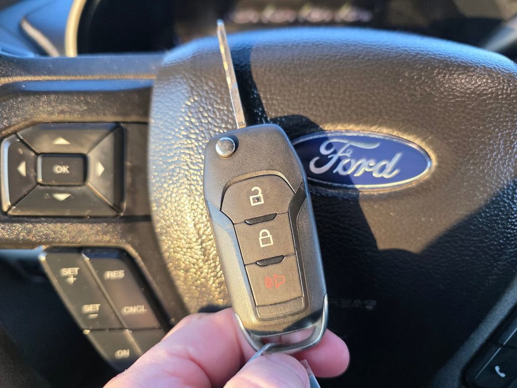 Used 2019 Ford F550 4x4 Regular Cab Super Duty image 42