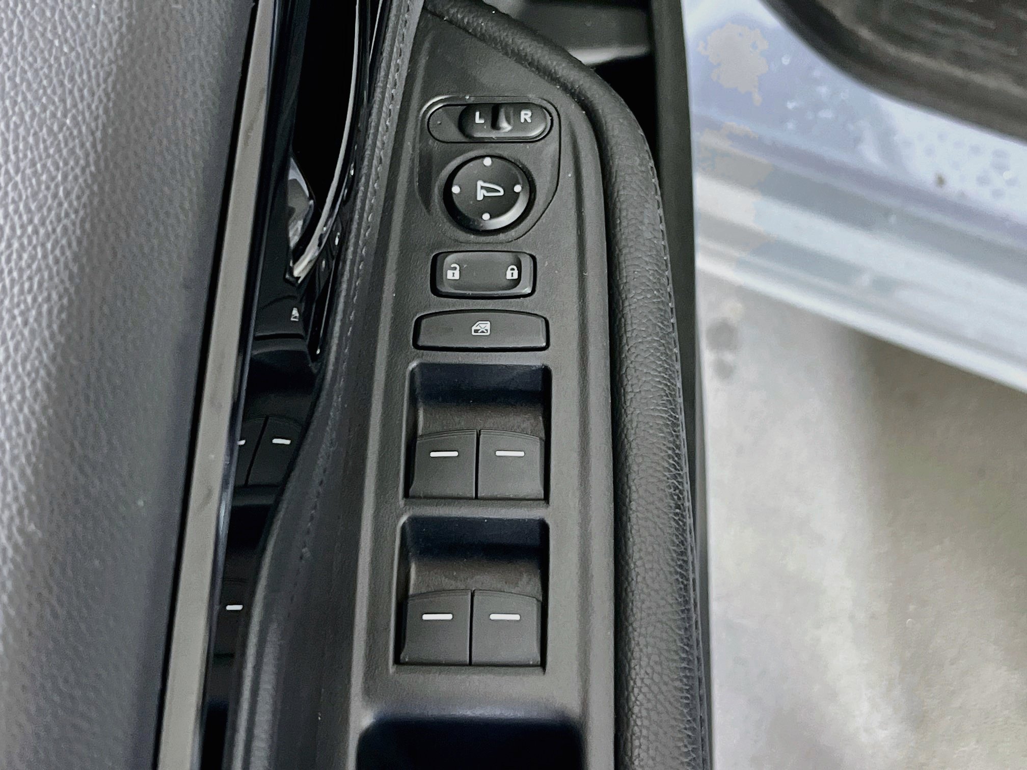 Used 2023 Honda Odyssey Touring image 18