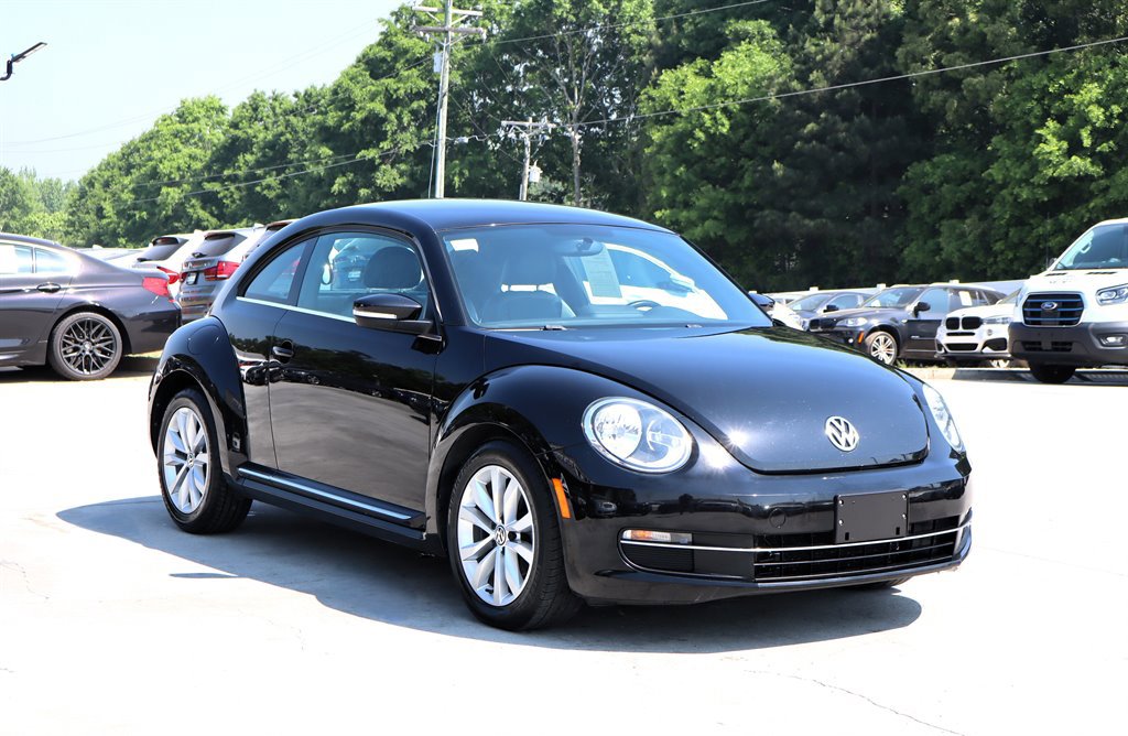 Used 2013 Volkswagen Beetle TDI FWD image 10