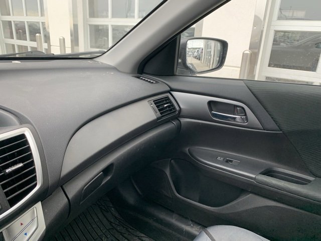 Used 2015 Honda Accord LX image 10