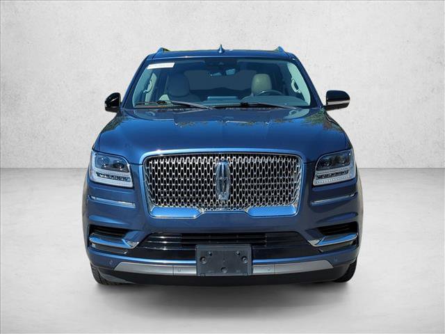 Used 2020 Lincoln Navigator Reserve image 2