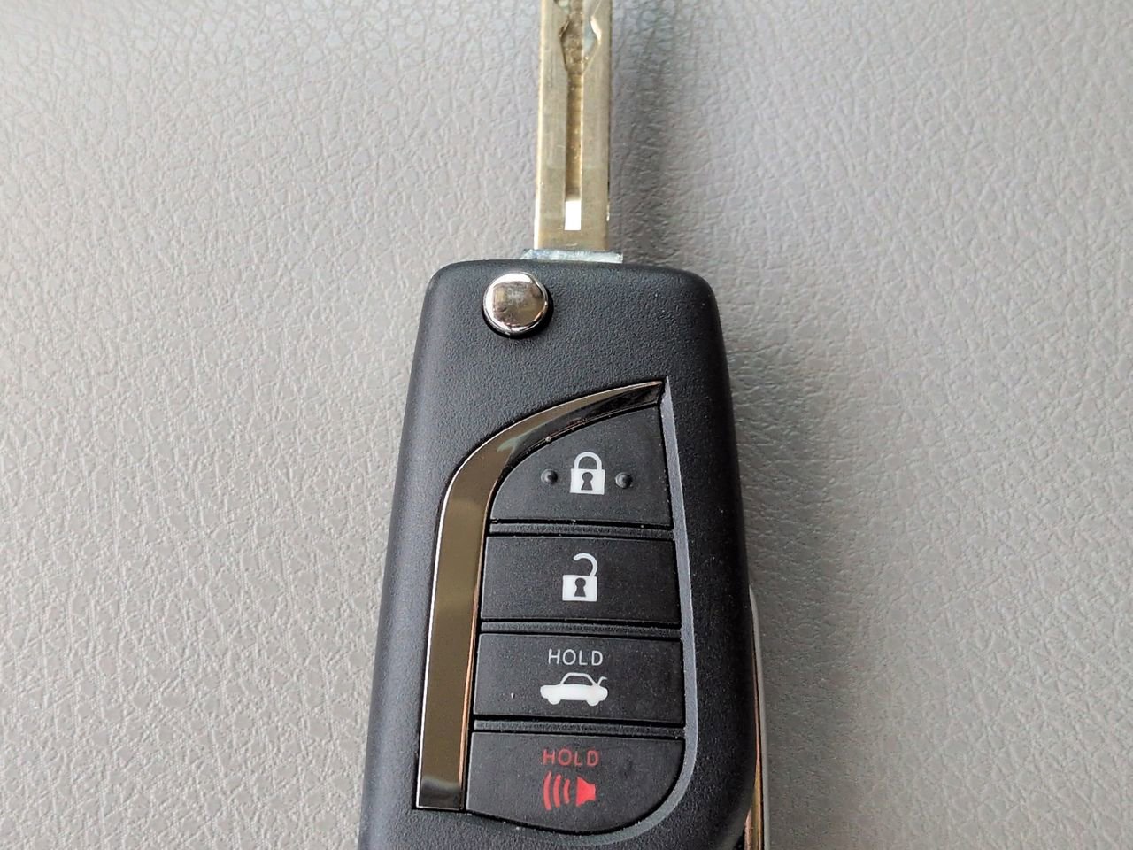 Used 2024 Toyota Camry LE FWD image 28