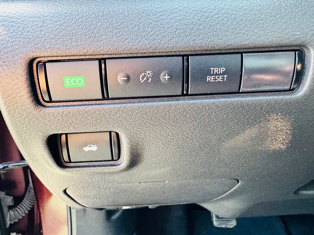 Used 2024 Nissan Sentra SV FWD image 20