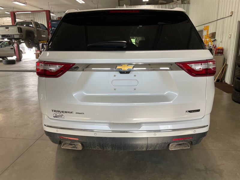 Used 2018 Chevrolet Traverse Premier AWD/4WD image 7