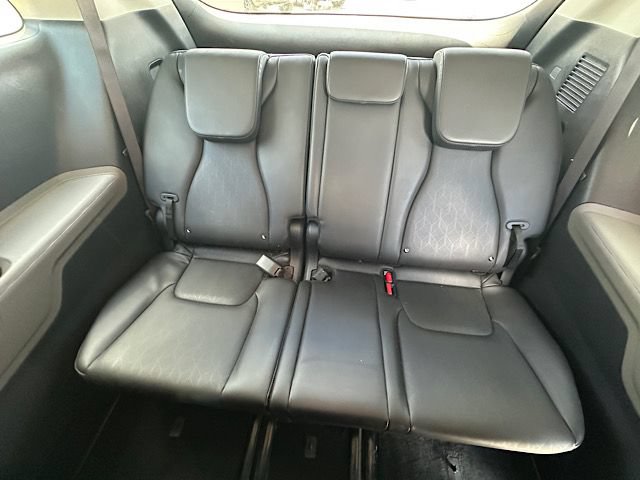 Used 2026 Kia Carnival FWD image 18