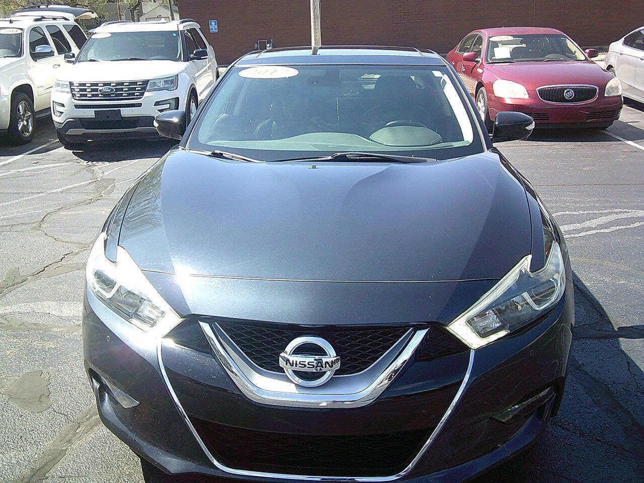 Used 2017 Nissan Maxima Platinum FWD image 1