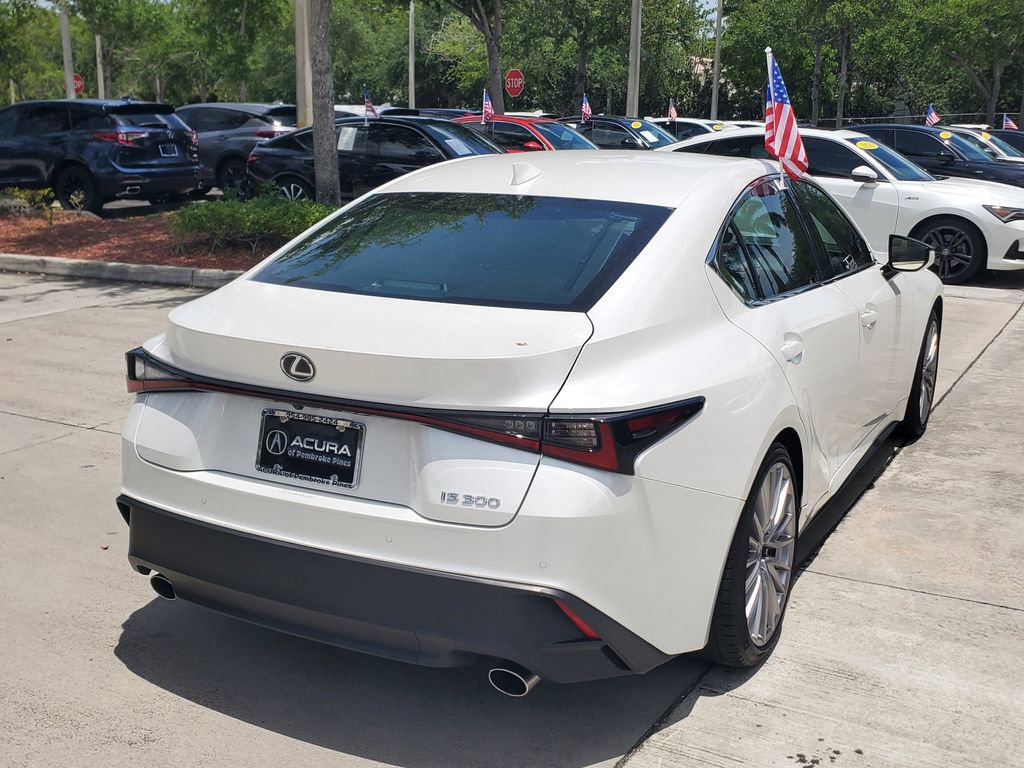 Used 2024 Lexus IS 300 w/ Premium Package RWD image 7