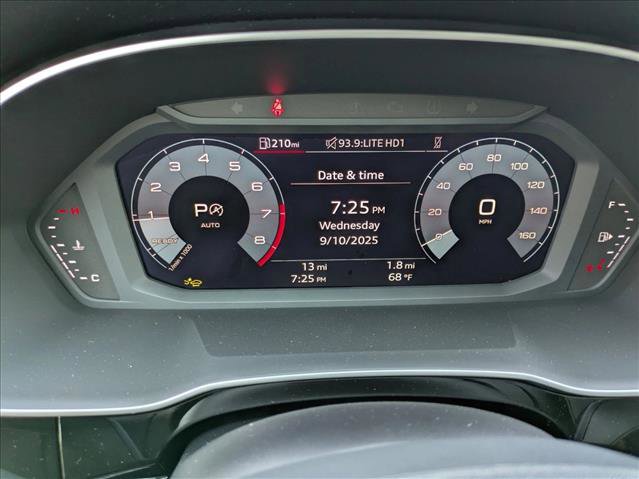 New 2025 Audi Q3 2.0T Premium image 10