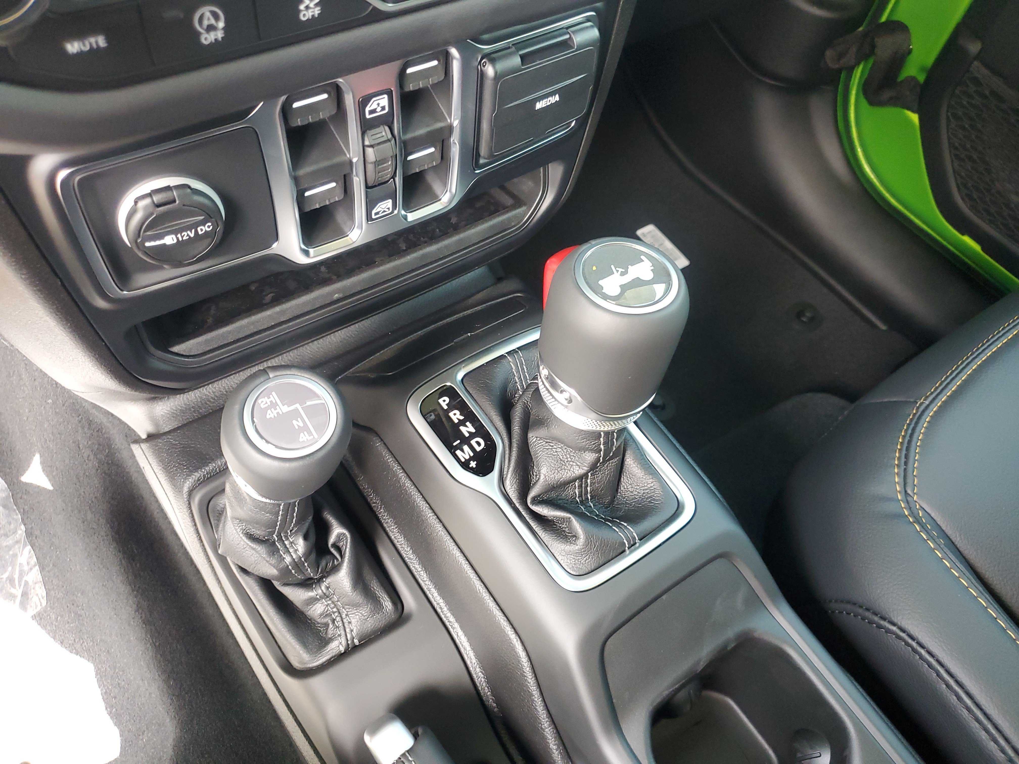 New 2026 Jeep Wrangler Unlimited Sahara AWD/4WD image 21