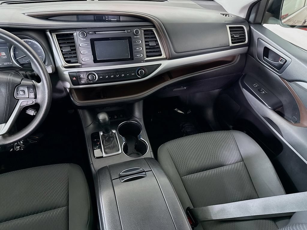 Certified 2019 Toyota Highlander LE w/ Protection Package #3 AWD/4WD image 26