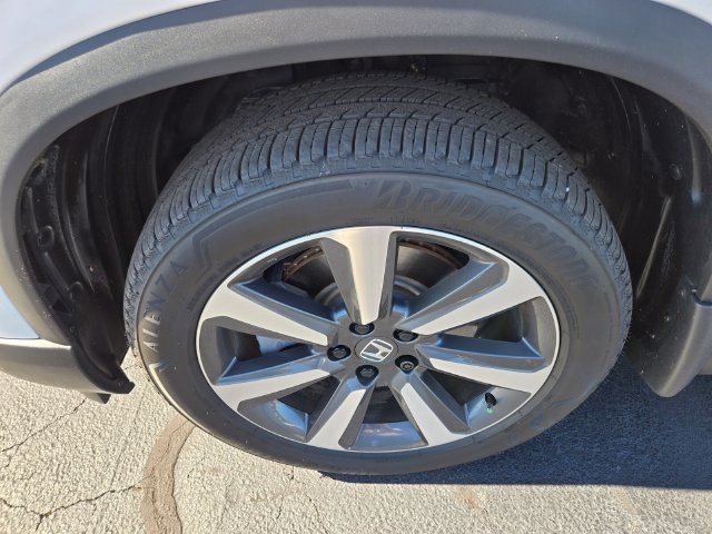 Used 2025 Honda Pilot Elite image 25