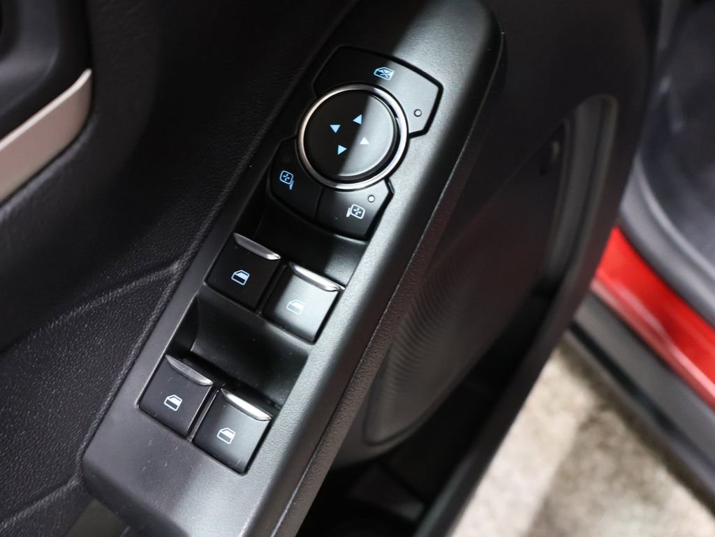 Used 2022 Ford Escape SE w/ Cold Weather Package image 13