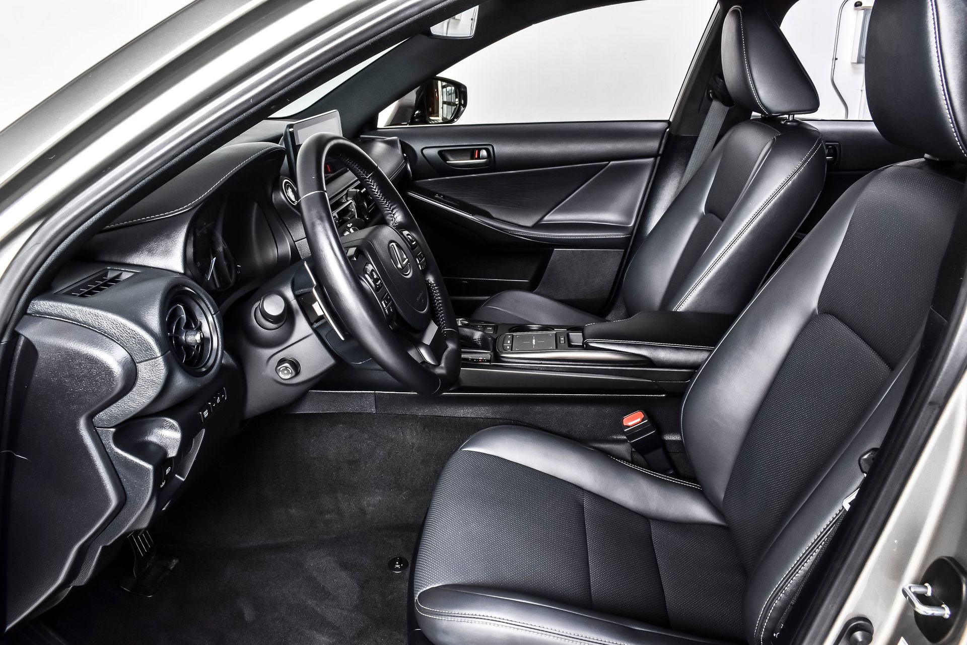 Used 2023 Lexus IS 300 w/ Premium Package RWD image 16