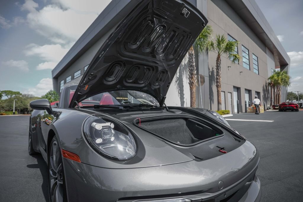 Used 2020 Porsche 911 Carrera 4S image 20