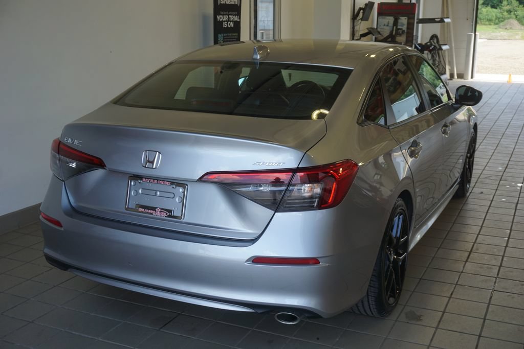 Used 2024 Honda Civic Sport image 12
