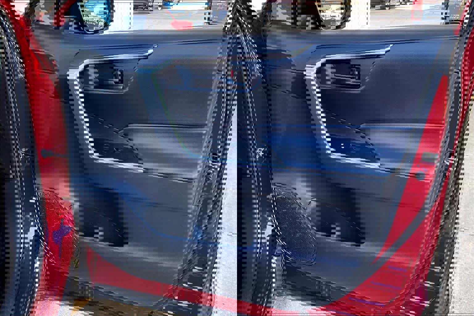 Used 2019 Toyota RAV4 LE w/ All Weather Liner Package image 23